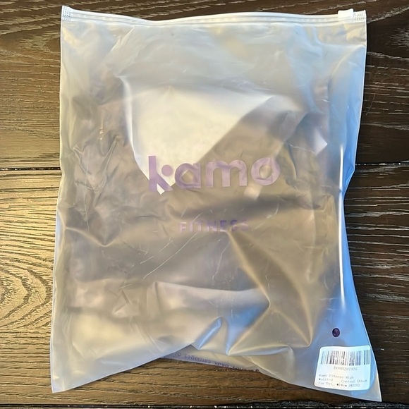 Kamo Fitness Ellyn Shorts 6" - Black Tie Dye black & grey medium spandex biker - Picture 5 of 10